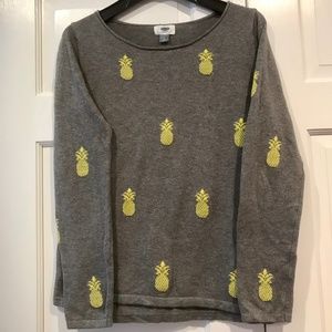 Grey pineapple sweater